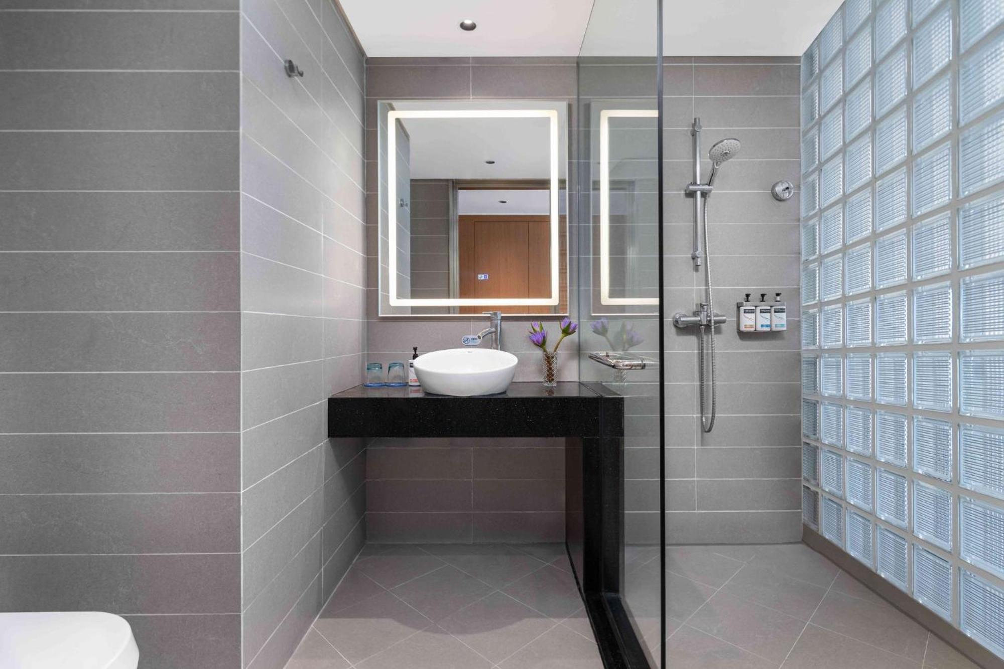 Holiday Inn Express Chengdu Gulou-Tianfu Square Chunxi Road Branch מראה חיצוני תמונה